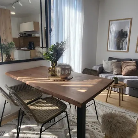 Mek * بيلاسنيكا